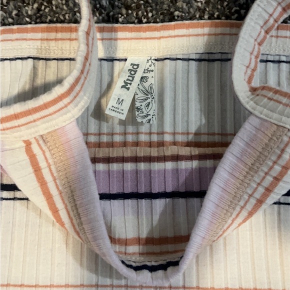 woman’s tank top, size M - Picture 2 of 3